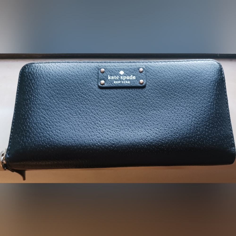 Kate Spade Large Black Continental Zip Around Wallet Org. $189